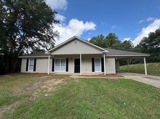 205 Bonanza Dr, Phenix City, AL 36869