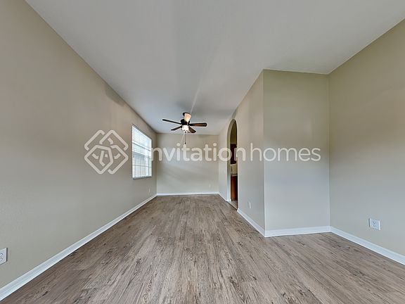 4th image of 3142 Gianna Way
