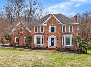 3200 Summerhurst Dr, Midlothian, VA 23113