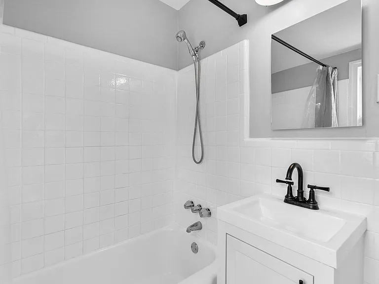 2200 Windham Ln — Photo 23