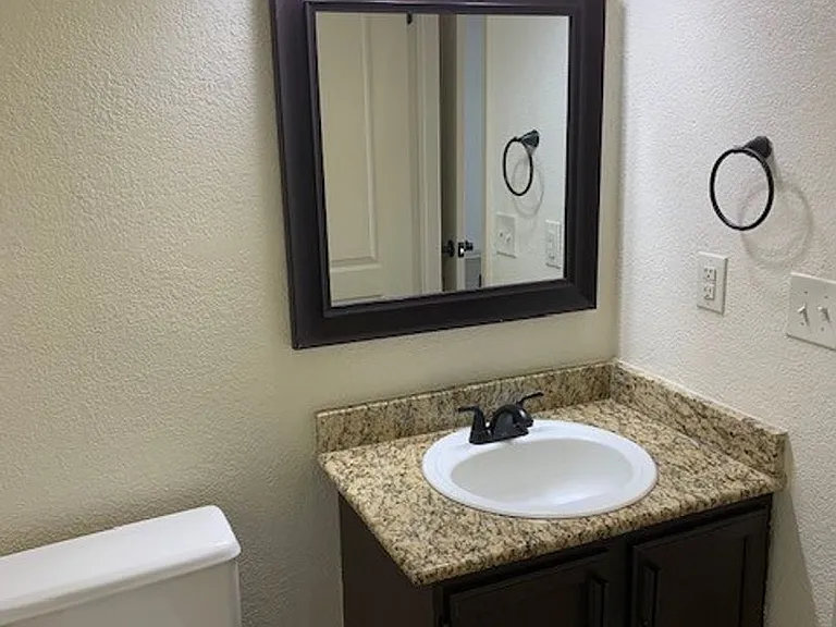 Madeira Apartments at Live Oak — Photo 72
