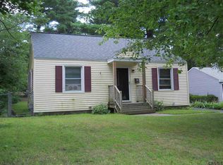 32 Van Wie Ter, Albany, NY 12203