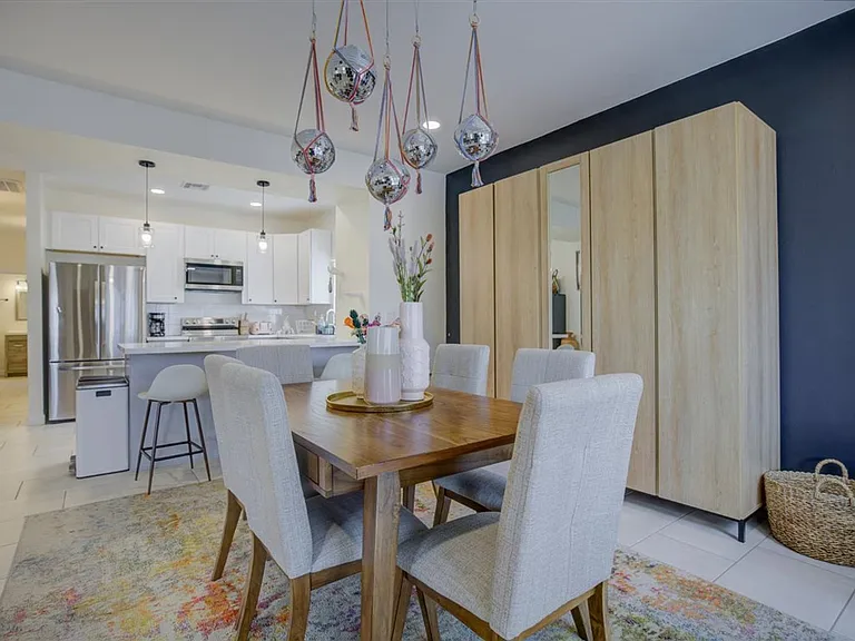 135 W 26th St — Photo 7