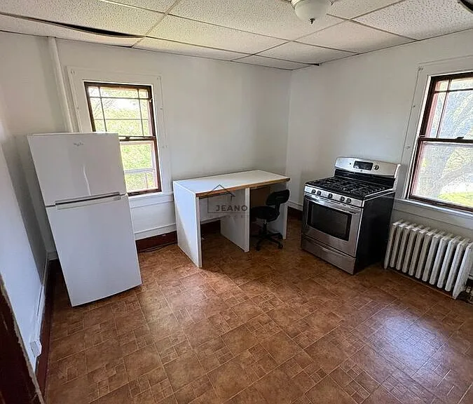 1146 S 21st St #3 — Photo 5