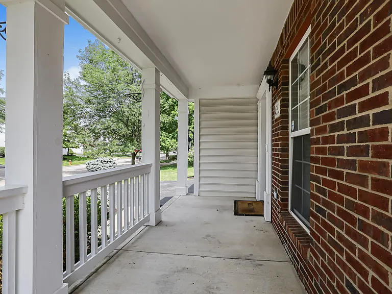 4392 Greensbury Dr — Photo 11