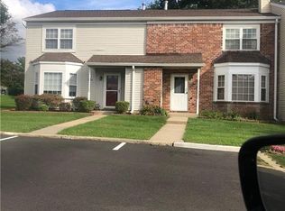 115 Wilshire Ct, Old Bridge, NJ