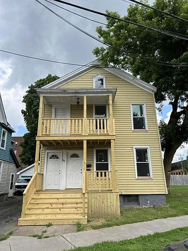 1441 Francis St Photo 1