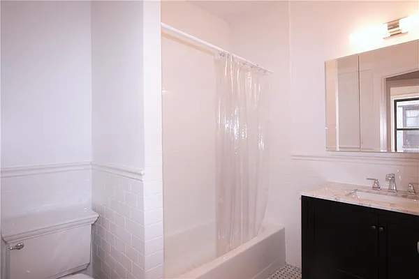 Rented by R New York | media 31