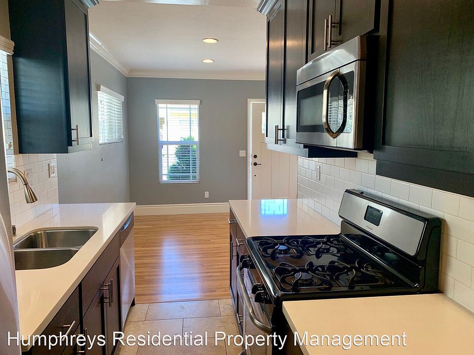 1st image of 2954 B St