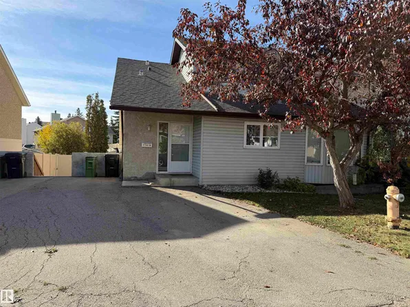 9561A 180a St NW, Edmonton, AB T5T 2Z4