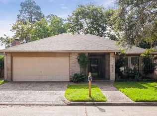 6627 Pauma Dr, Houston, TX 77069