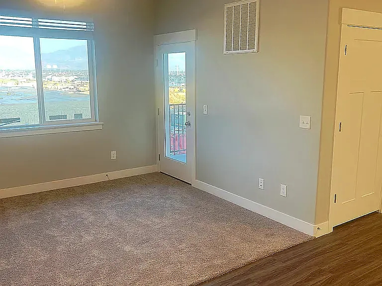 1023 N Sawtooth Way #HH101 — Photo 6