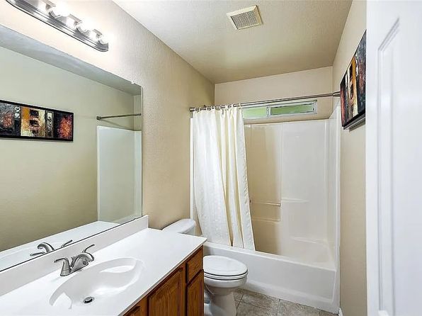 111 Faircrest Dr