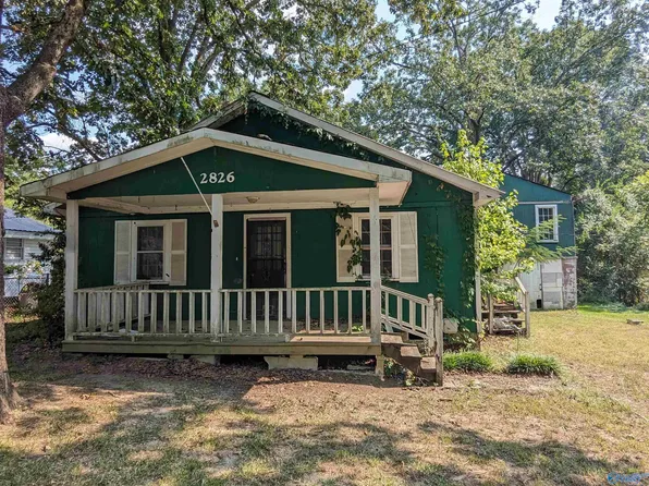 2826 Cambron St, Gadsden, AL 35904
