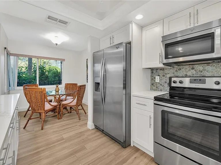 15161 Cedarwood Ln #1105 — Photo 3