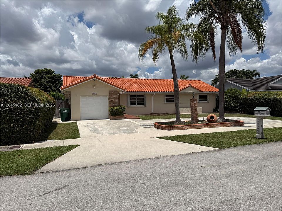 1st image of 3262 SW 139th Pl