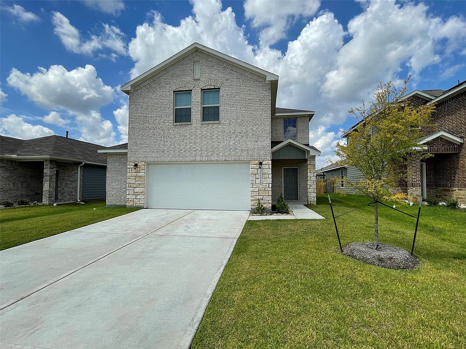 1st image of 25526 Northpark Spruce Dr
