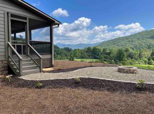 49 Olds Mountain Peak, Road Rabun Gap, GA 30568