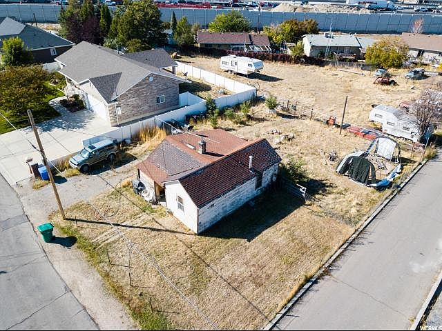 1st image of 1639 N 500th St W