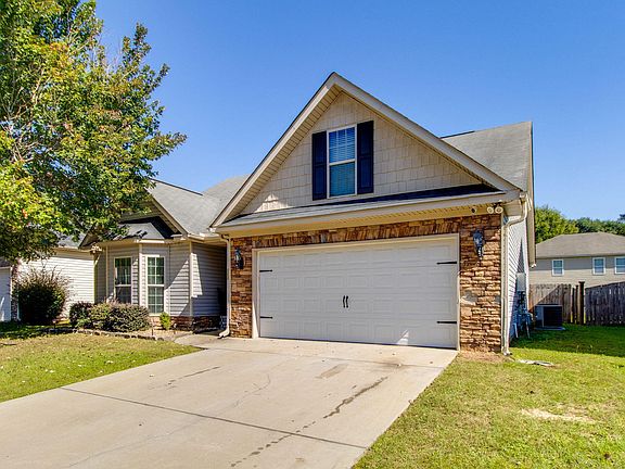 2nd image of 280 Masters Dr