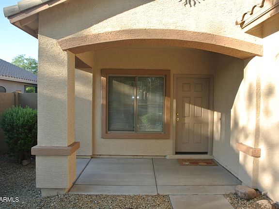 3rd image of 40826 N HEARST Drive