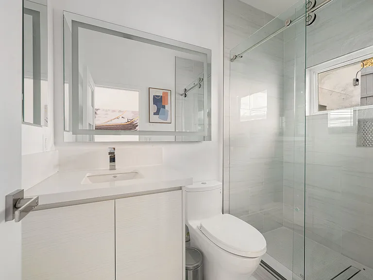 115 W Channel Rd #115 — Photo 8