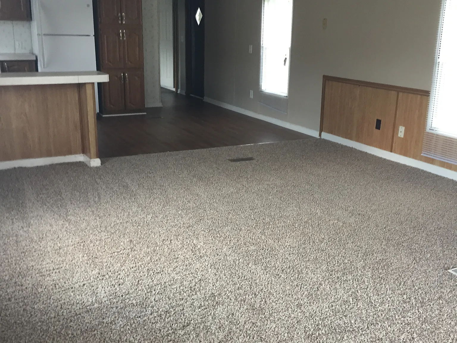 528 Chris Street - 1 — Photo 2