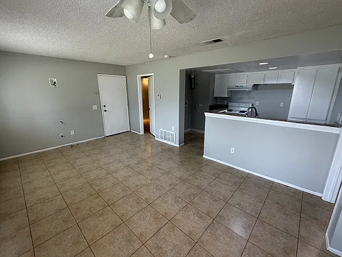 3732 Oak Creek Dr #E Photo 1 3732 Oak Creek Dr #E Photo 1