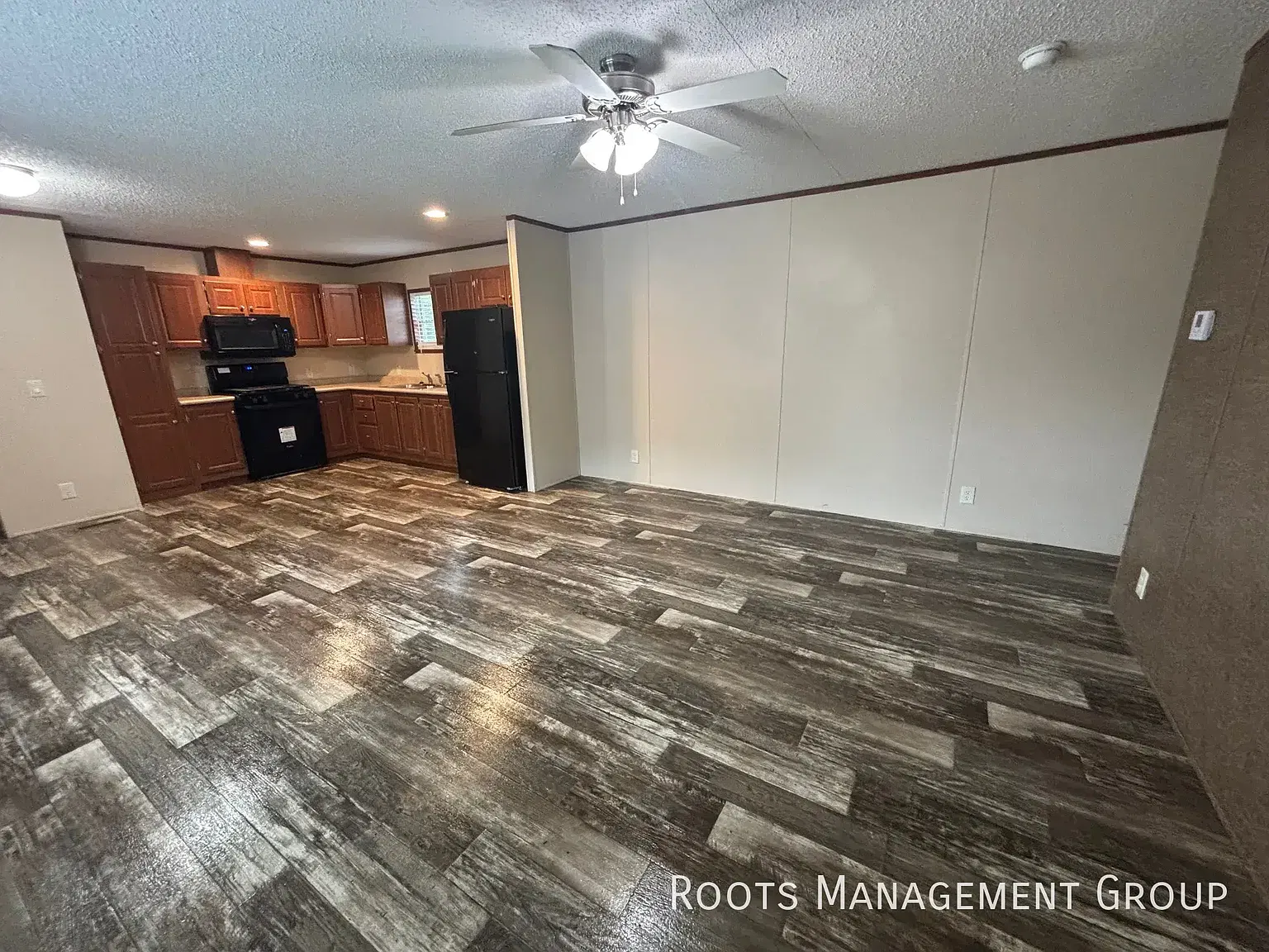 3 Bed 2 Bath Home Available for Lease at Pasadena MHC - Apply Now! — Photo 4