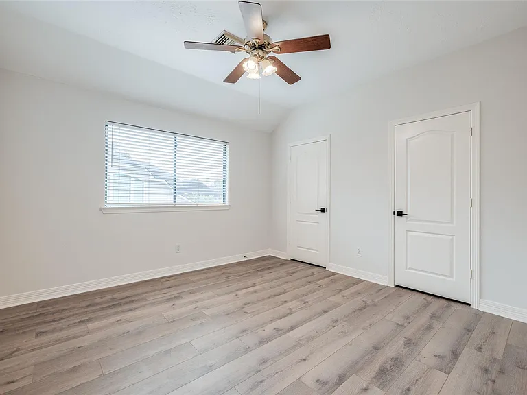 5706 Cielio Bay Ct — Photo 38