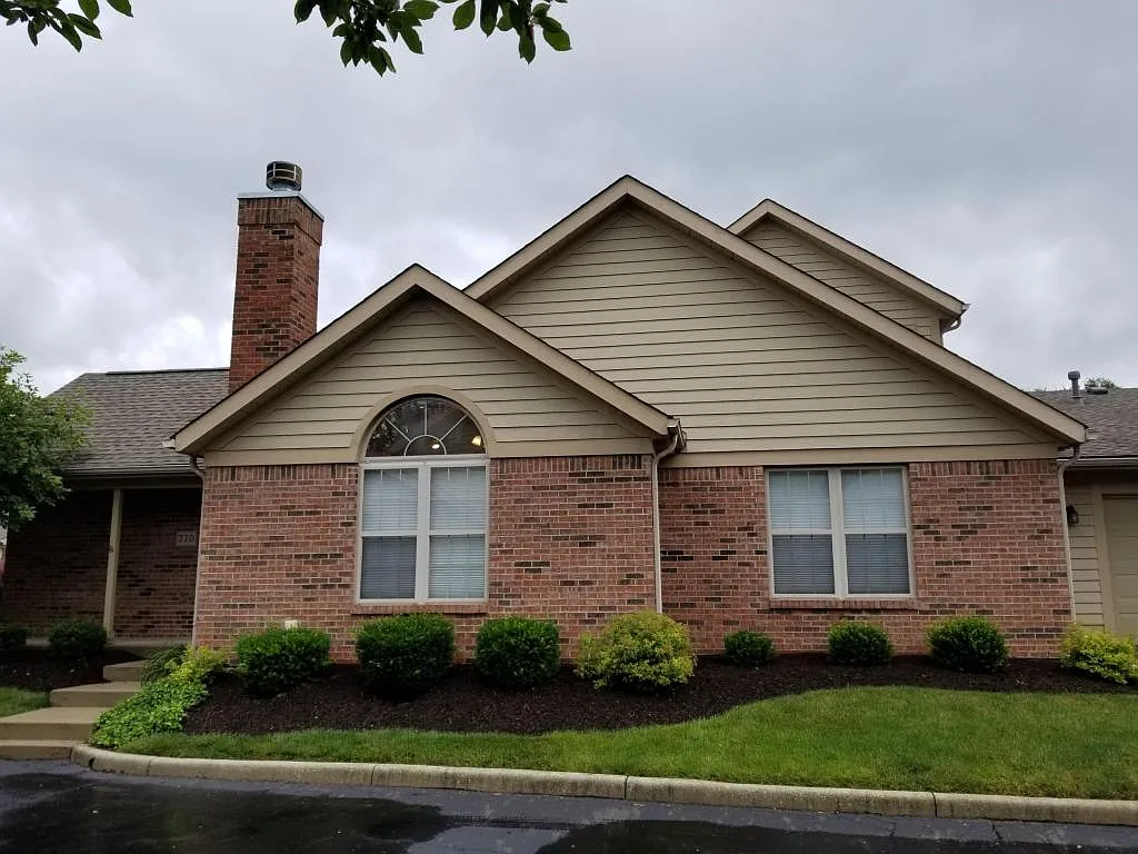 220 Cameron Ridge Dr photo 1