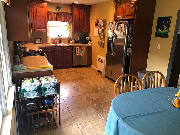 2nd image of 229 Oakwood Ave