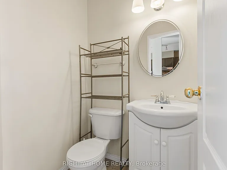 4338 Meadowvale Ln — Photo 10