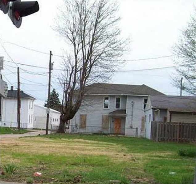 2nd image of 622 W High St
