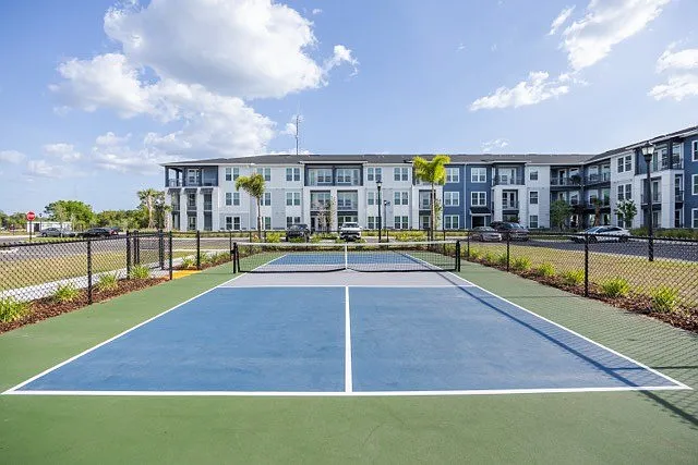 Madison Palms — Photo 34