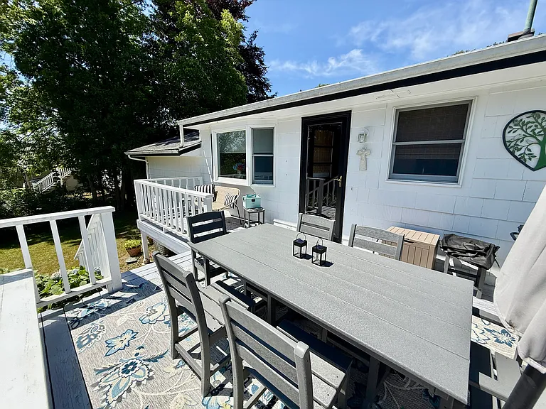 8 McCormick Rd — Photo 23