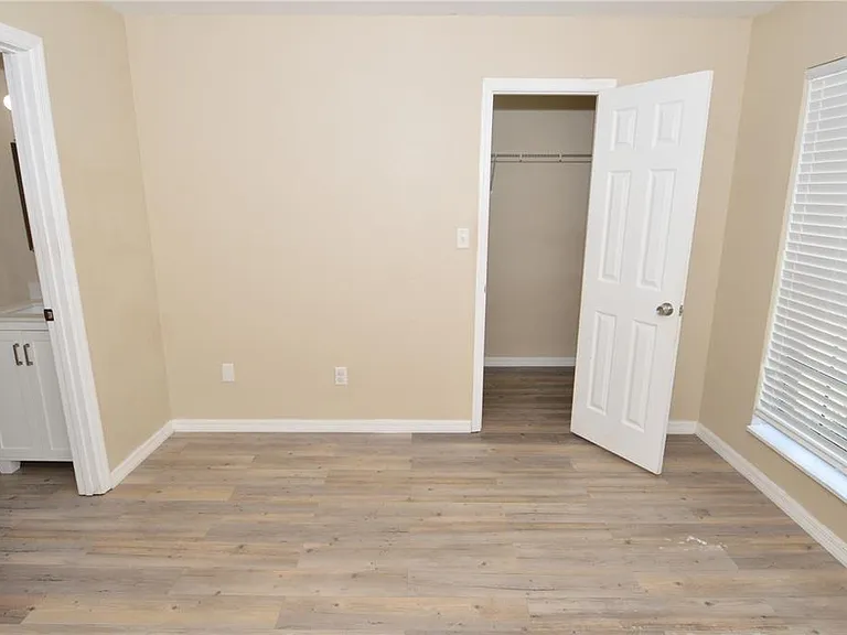 8764 Mallard Reserve Dr #101 — Photo 45