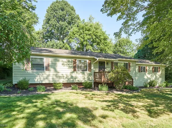 2808 Lynne Rd, Akron, OH 44312