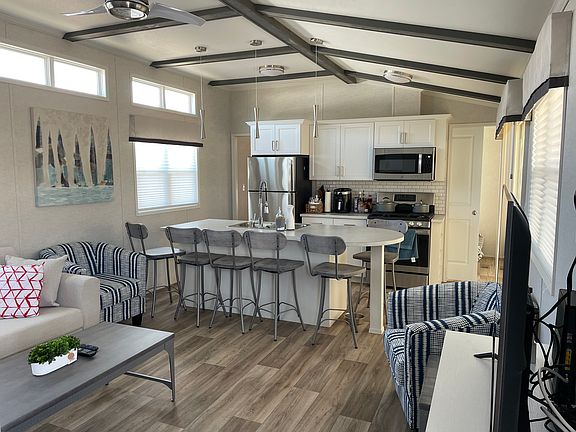 5th image of 490 Empire Rd #Qmd222