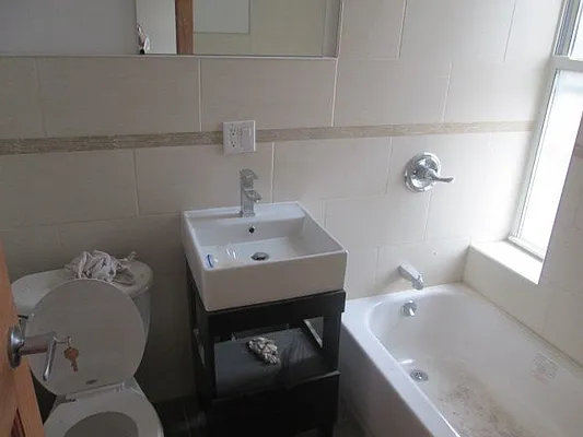 Rented by The Hamilton Group | media 29