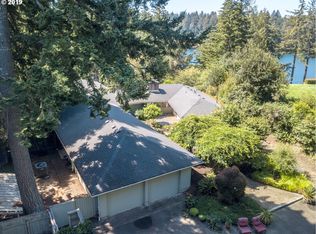 83980 Clear Lake Rd, Florence, OR 97439