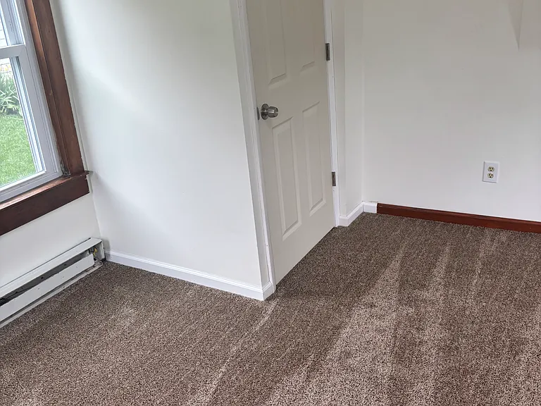132 Riley St — Photo 6