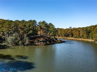 26 Bald Eagle Dr, Lancaster, VA 22503