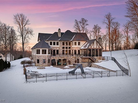 4th image of 8618 Turnstone Cir NW