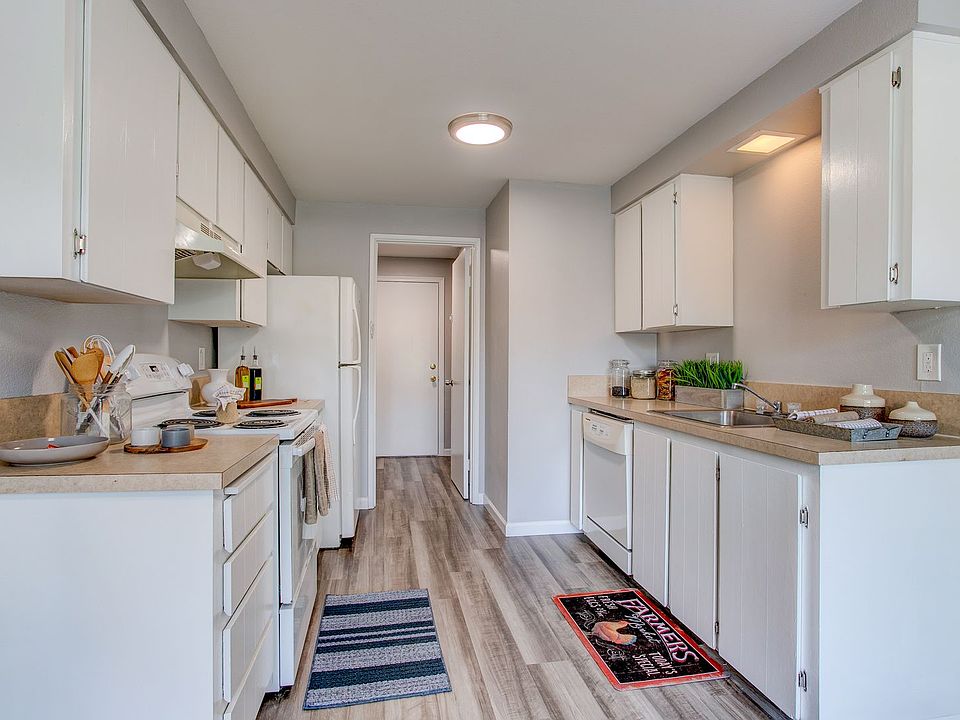 Thomasville Apartments - 14302 SE Division St Portland OR | Zillow