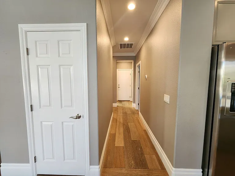 9516 Royal Lamb Dr — Photo 41