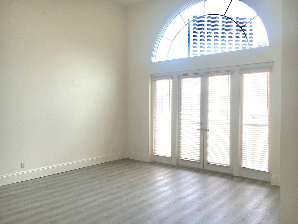 1st image of 655 India St Unit 405