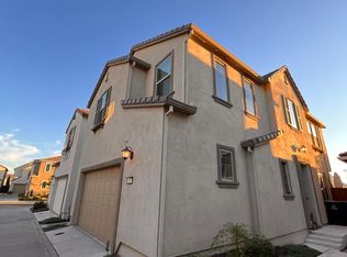 8985 Upbeat Way, Elk Grove, CA 95757