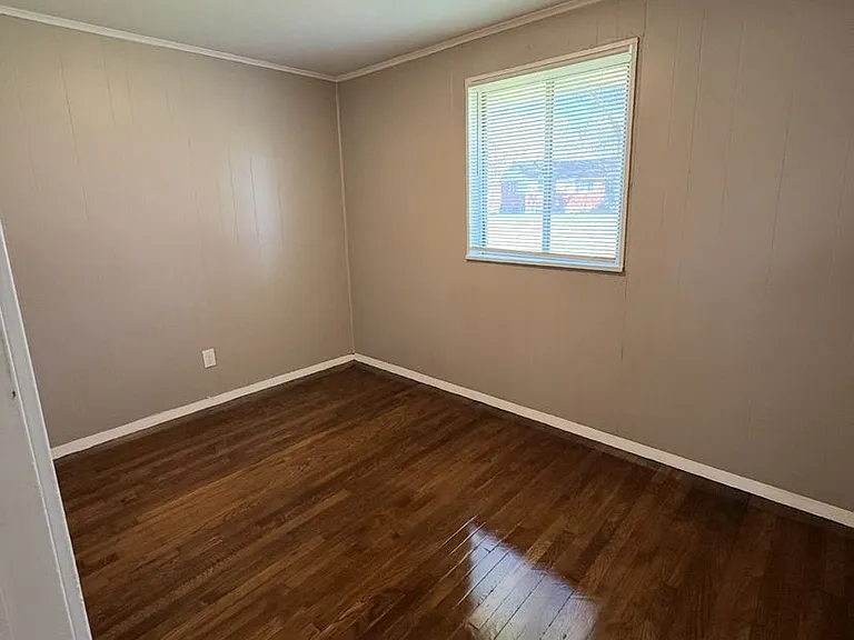 511 Jenson Rd — Photo 18