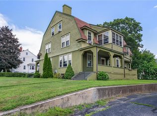 74 Glen Rd, Woonsocket, RI 02895